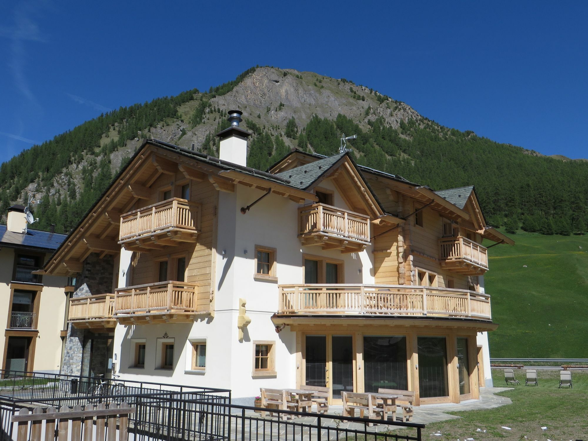 Ecohotel Chalet Des Alpes Hotel Livigno