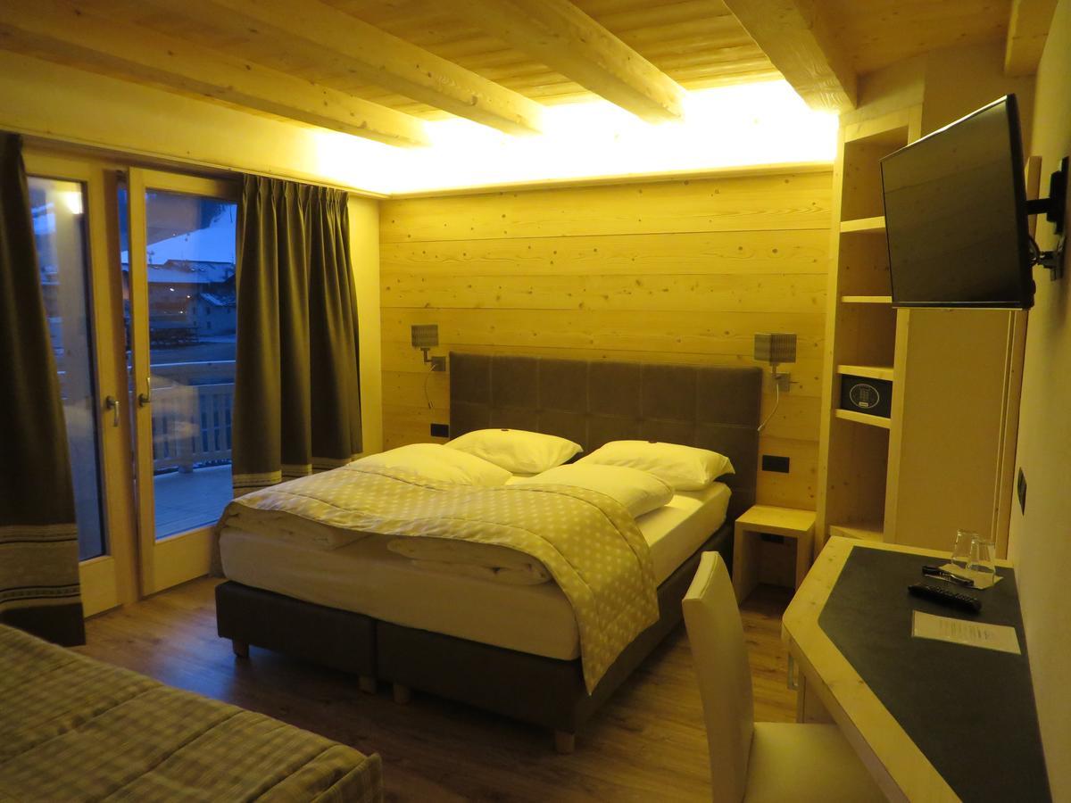 Hotel Ecohotel Des Alpes 3*